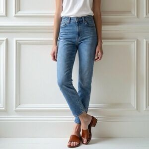 Uniqlo Blue Denim Jeans - Size 25 - FREE SHIPPING on Bundles $85+